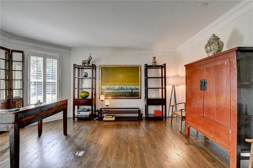 190 Trowbridge Road, Sandy Springs, Georgia 30350, 7 Bedrooms Bedrooms, ,5 BathroomsBathrooms,Residential,Sold,190 Trowbridge Road,7273941