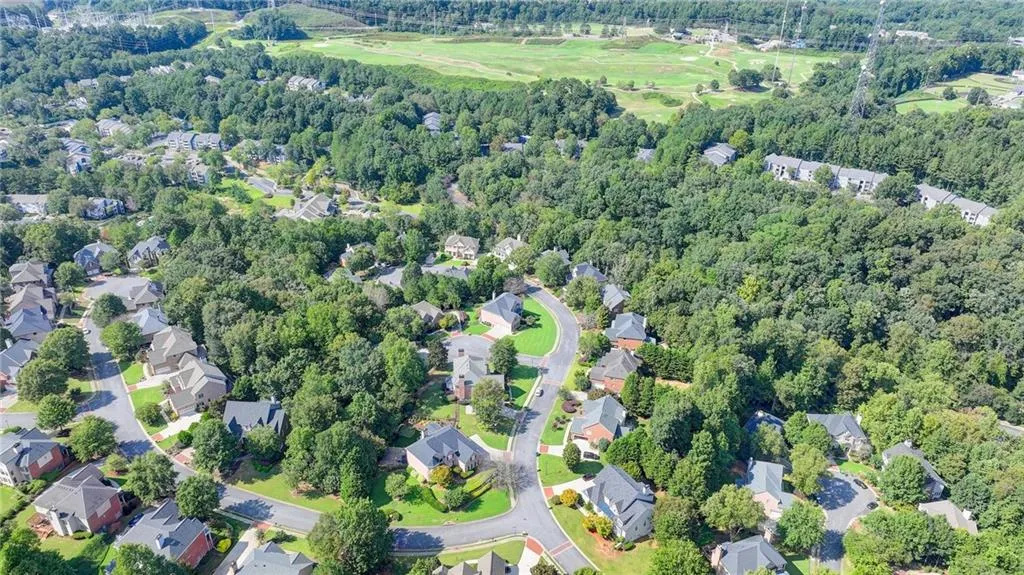 190 Trowbridge Road, Sandy Springs, Georgia 30350, 7 Bedrooms Bedrooms, ,5 BathroomsBathrooms,Residential,Sold,190 Trowbridge Road,7273941