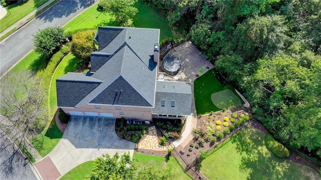 190 Trowbridge Road, Sandy Springs, Georgia 30350, 7 Bedrooms Bedrooms, ,5 BathroomsBathrooms,Residential,Sold,190 Trowbridge Road,7273941