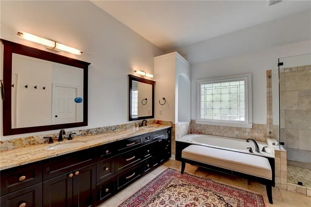 190 Trowbridge Road, Sandy Springs, Georgia 30350, 7 Bedrooms Bedrooms, ,5 BathroomsBathrooms,Residential,Sold,190 Trowbridge Road,7273941