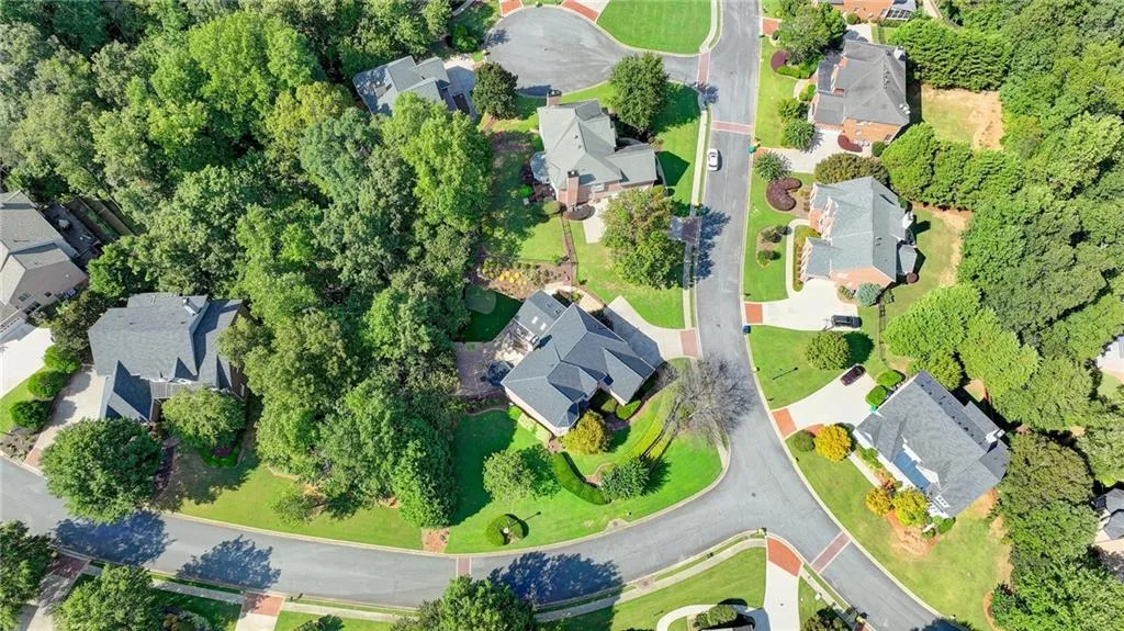 190 Trowbridge Road, Sandy Springs, Georgia 30350, 7 Bedrooms Bedrooms, ,5 BathroomsBathrooms,Residential,Sold,190 Trowbridge Road,7273941