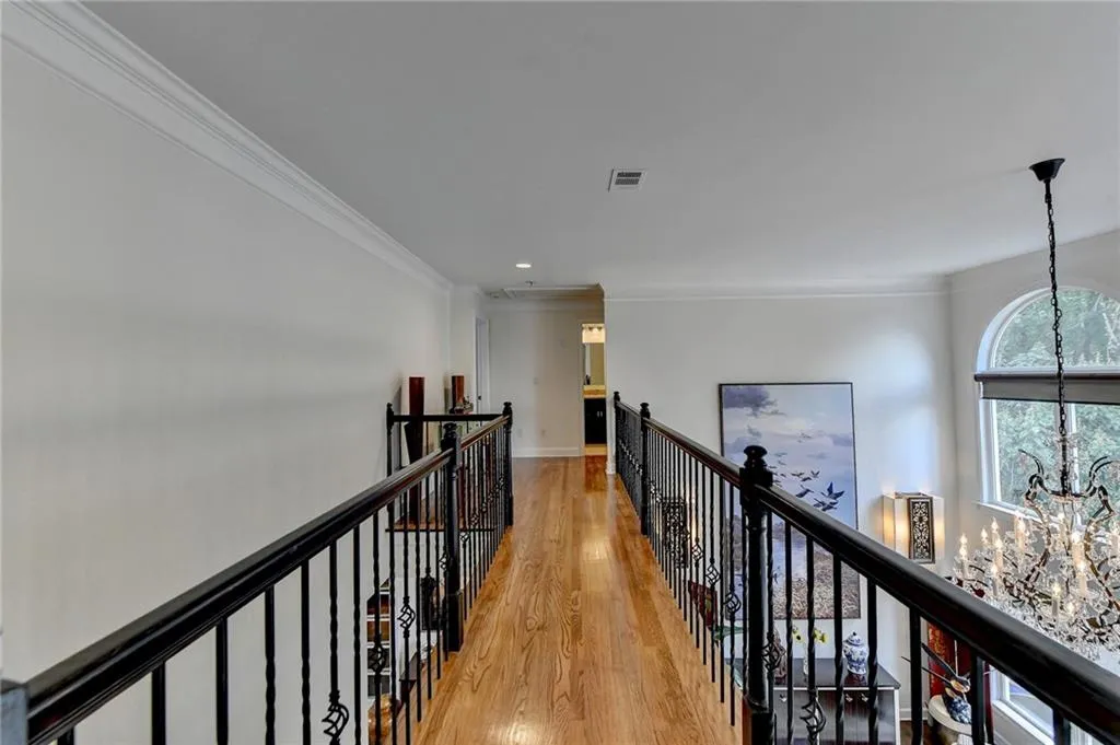 190 Trowbridge Road, Sandy Springs, Georgia 30350, 7 Bedrooms Bedrooms, ,5 BathroomsBathrooms,Residential,Sold,190 Trowbridge Road,7273941