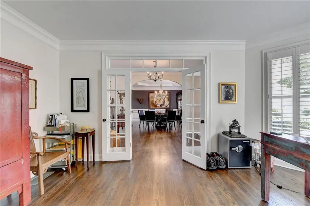 190 Trowbridge Road, Sandy Springs, Georgia 30350, 7 Bedrooms Bedrooms, ,5 BathroomsBathrooms,Residential,Sold,190 Trowbridge Road,7273941