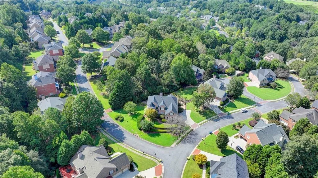 190 Trowbridge Road, Sandy Springs, Georgia 30350, 7 Bedrooms Bedrooms, ,5 BathroomsBathrooms,Residential,Sold,190 Trowbridge Road,7273941