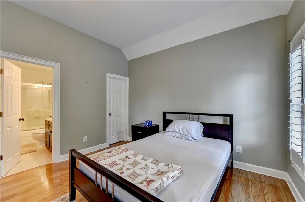 190 Trowbridge Road, Sandy Springs, Georgia 30350, 7 Bedrooms Bedrooms, ,5 BathroomsBathrooms,Residential,Sold,190 Trowbridge Road,7273941