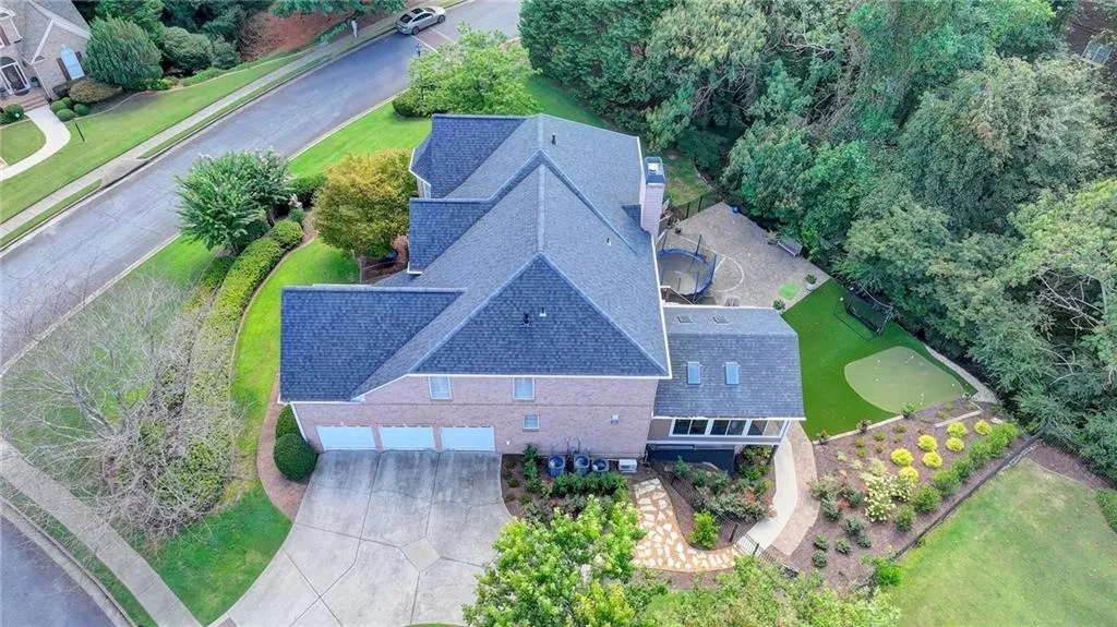190 Trowbridge Road, Sandy Springs, Georgia 30350, 7 Bedrooms Bedrooms, ,5 BathroomsBathrooms,Residential,Sold,190 Trowbridge Road,7273941
