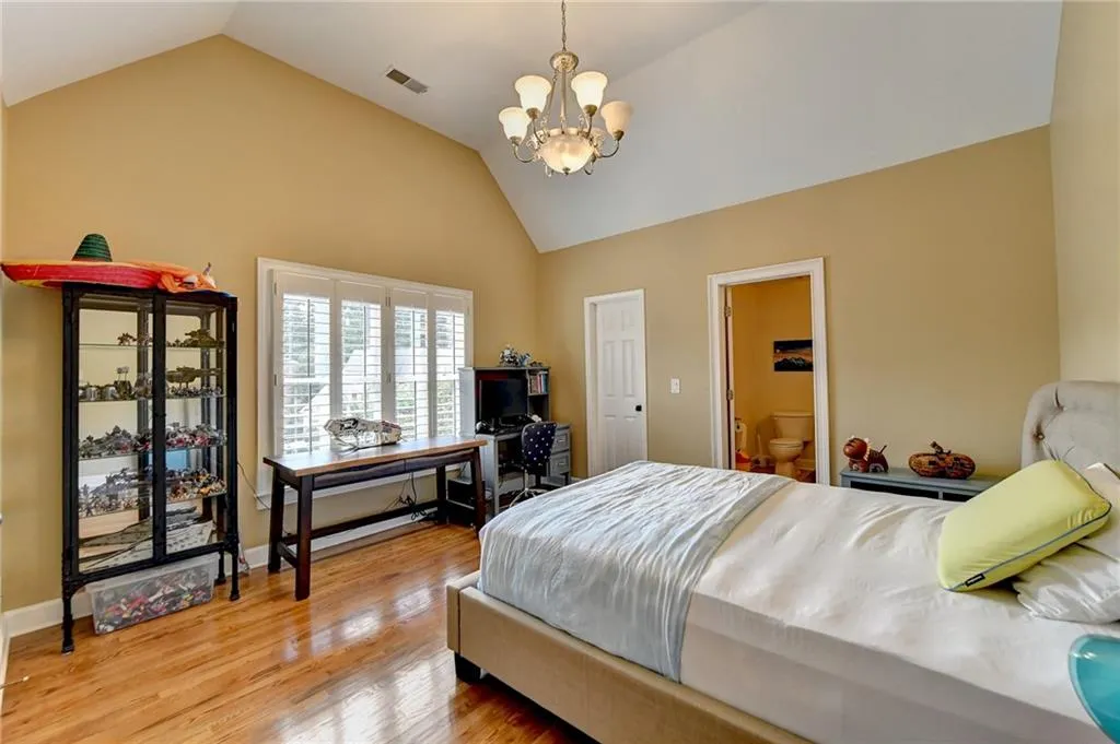 190 Trowbridge Road, Sandy Springs, Georgia 30350, 7 Bedrooms Bedrooms, ,5 BathroomsBathrooms,Residential,Sold,190 Trowbridge Road,7273941