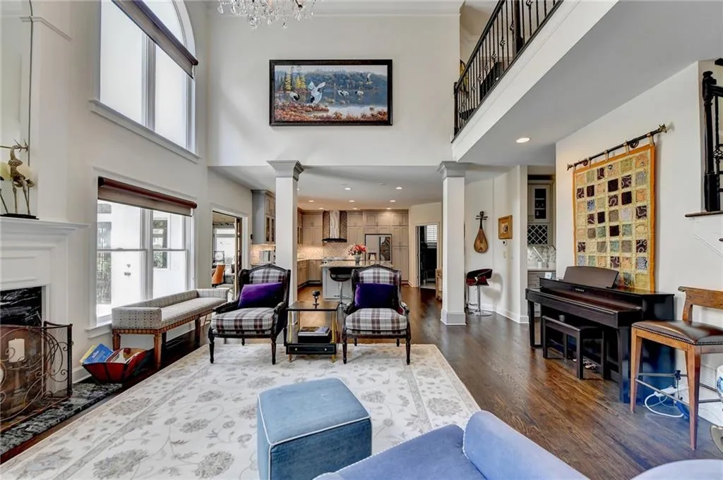 190 Trowbridge Road, Sandy Springs, Georgia 30350, 7 Bedrooms Bedrooms, ,5 BathroomsBathrooms,Residential,Sold,190 Trowbridge Road,7273941
