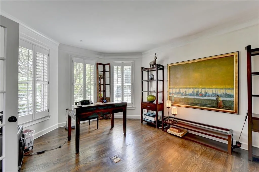 190 Trowbridge Road, Sandy Springs, Georgia 30350, 7 Bedrooms Bedrooms, ,5 BathroomsBathrooms,Residential,Sold,190 Trowbridge Road,7273941