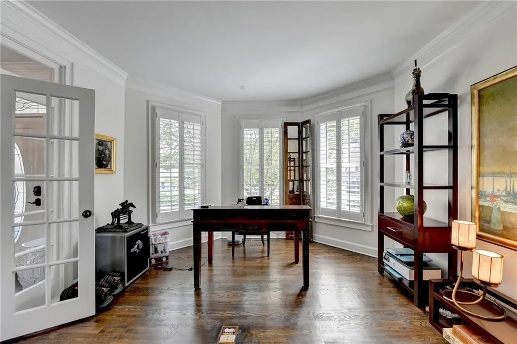 190 Trowbridge Road, Sandy Springs, Georgia 30350, 7 Bedrooms Bedrooms, ,5 BathroomsBathrooms,Residential,Sold,190 Trowbridge Road,7273941