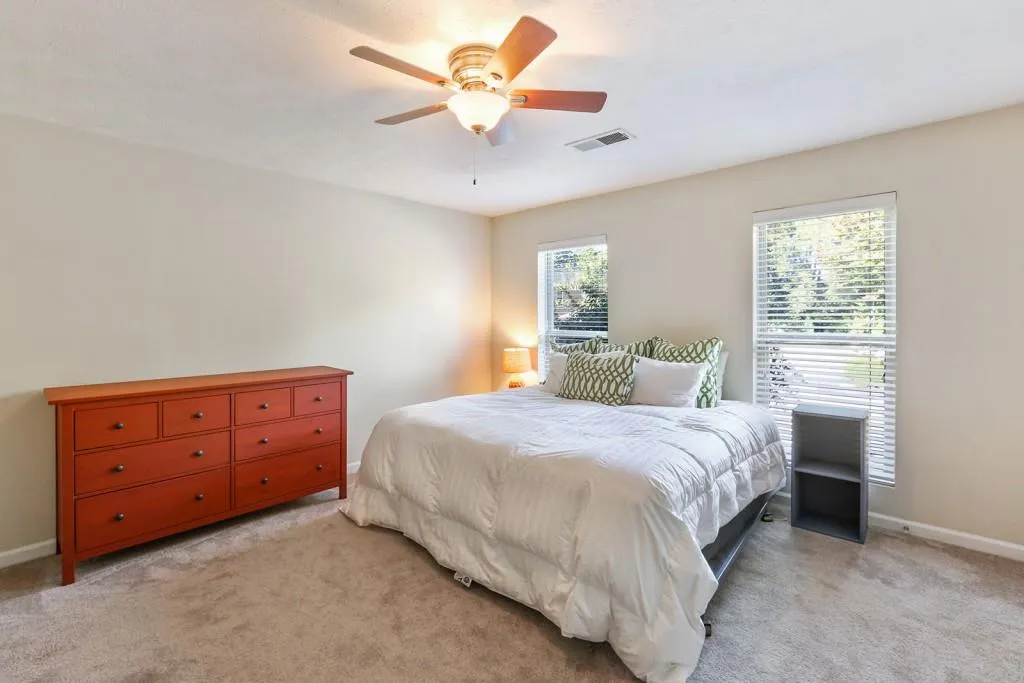 105 River North Drive Unit B, Atlanta, Georgia 30350, 2 Bedrooms Bedrooms, ,2 BathroomsBathrooms,Residential,Sold,105 River North Drive Unit B,5926238