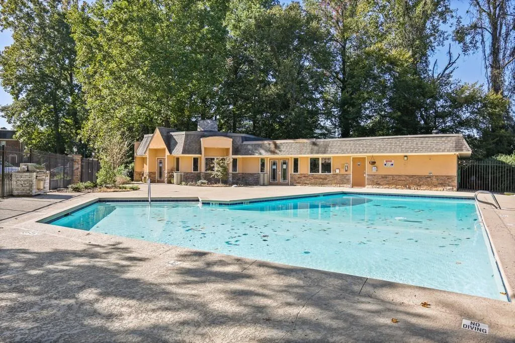 105 River North Drive Unit B, Atlanta, Georgia 30350, 2 Bedrooms Bedrooms, ,2 BathroomsBathrooms,Residential,Sold,105 River North Drive Unit B,5926238