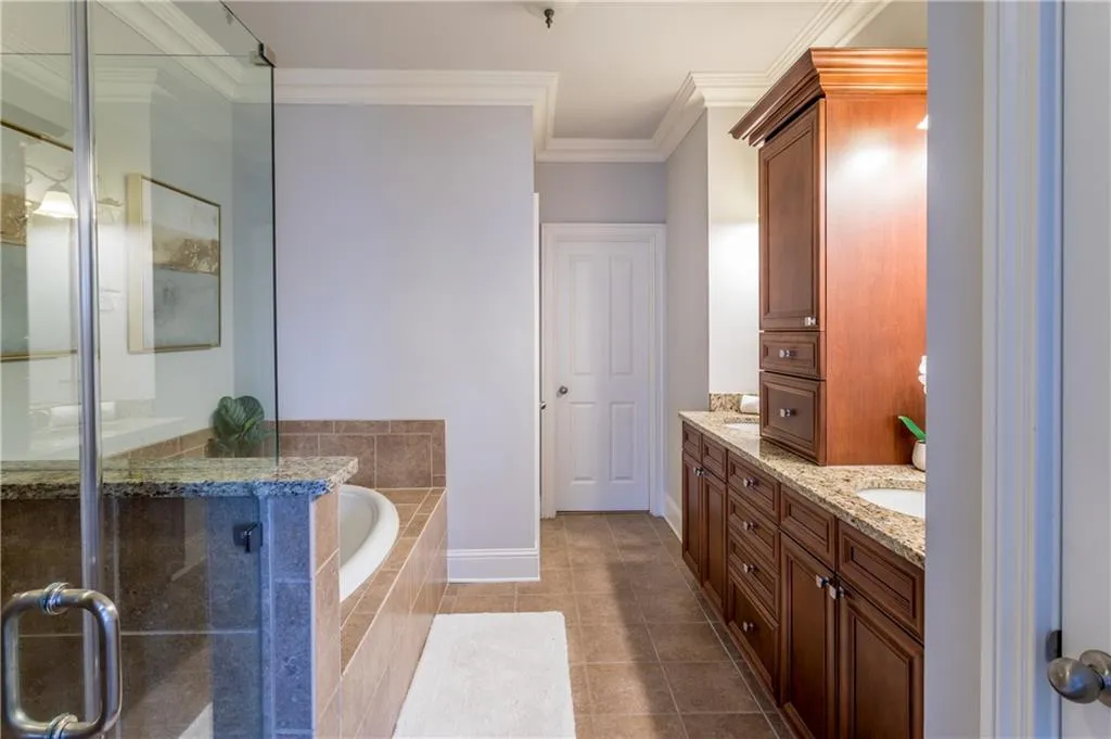 359 Alderwood Lane, Sandy Springs, Georgia 30328, 3 Bedrooms Bedrooms, ,3 BathroomsBathrooms,Residential,Sold,359 Alderwood Lane,6526971