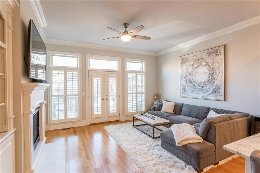 359 Alderwood Lane, Sandy Springs, Georgia 30328, 3 Bedrooms Bedrooms, ,3 BathroomsBathrooms,Residential,Sold,359 Alderwood Lane,6526971