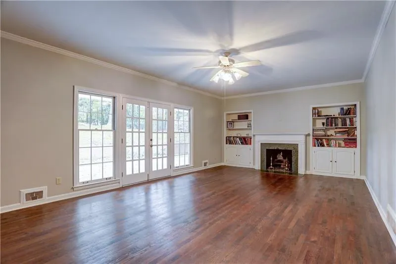 70 River Court Parkway, Sandy Springs, Georgia 30328, 5 Bedrooms Bedrooms, ,3 BathroomsBathrooms,Residential,Sold,70 River Court Parkway,6643102