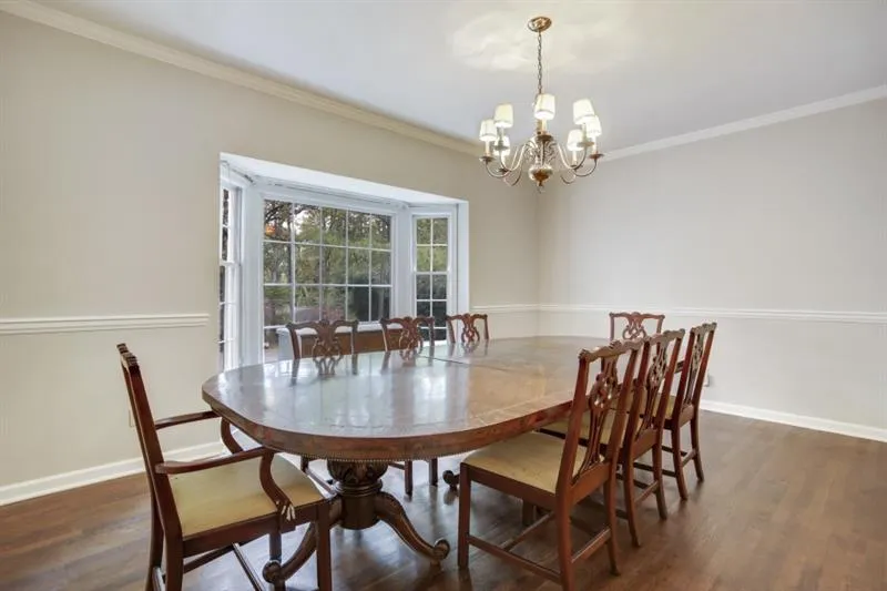 70 River Court Parkway, Sandy Springs, Georgia 30328, 5 Bedrooms Bedrooms, ,3 BathroomsBathrooms,Residential,Sold,70 River Court Parkway,6643102