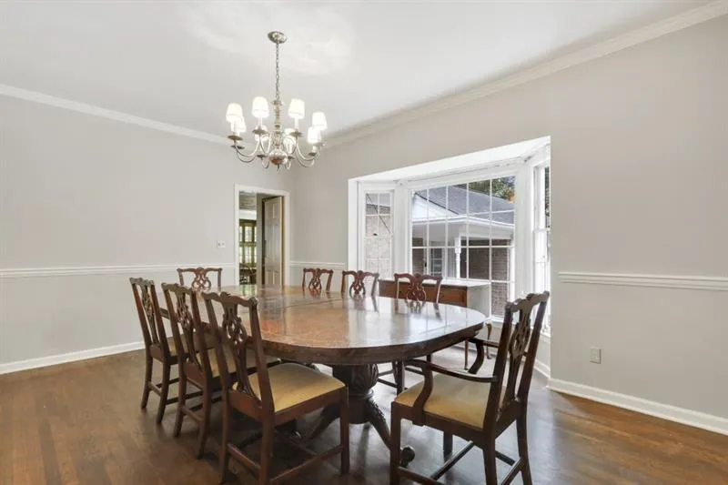 70 River Court Parkway, Sandy Springs, Georgia 30328, 5 Bedrooms Bedrooms, ,3 BathroomsBathrooms,Residential,Sold,70 River Court Parkway,6643102