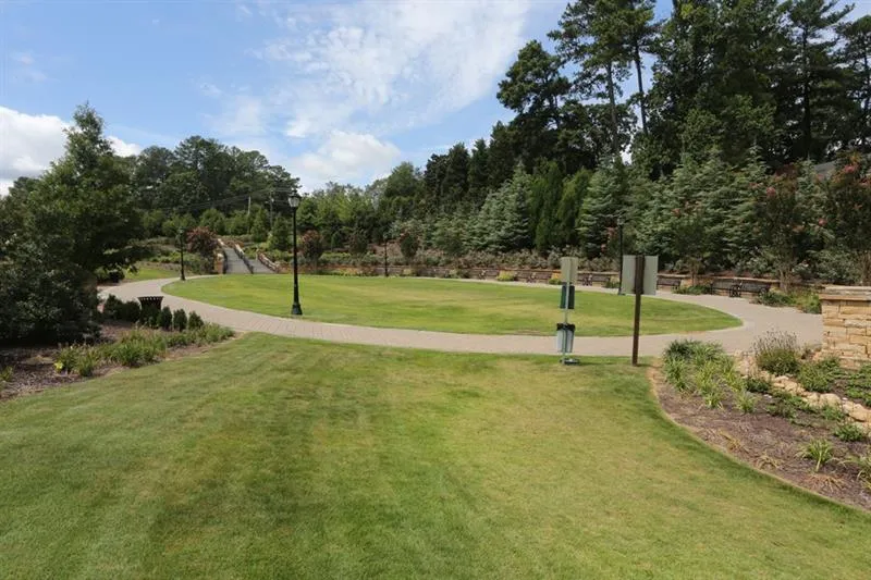 70 River Court Parkway, Sandy Springs, Georgia 30328, 5 Bedrooms Bedrooms, ,3 BathroomsBathrooms,Residential,Sold,70 River Court Parkway,6643102