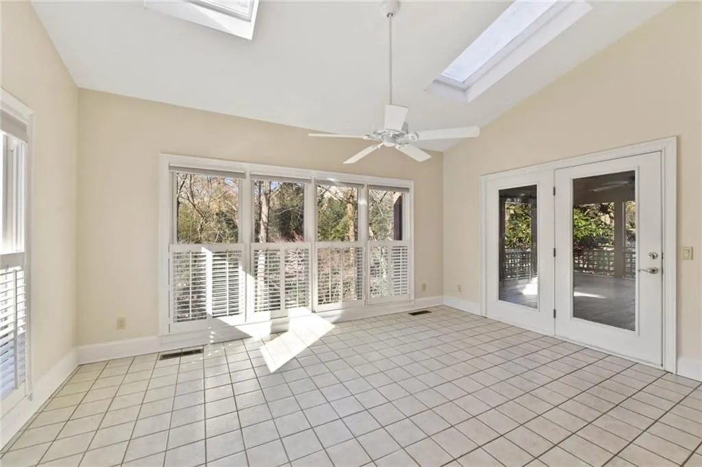 5892 Mitchell Road, Sandy Springs, Georgia 30328, 4 Bedrooms Bedrooms, ,3 BathroomsBathrooms,Residential,Sold,5892 Mitchell Road,6834035