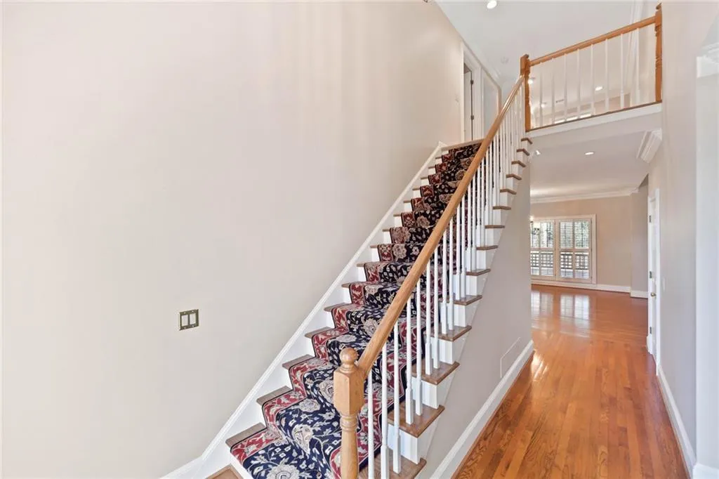 5892 Mitchell Road, Sandy Springs, Georgia 30328, 4 Bedrooms Bedrooms, ,3 BathroomsBathrooms,Residential,Sold,5892 Mitchell Road,6834035