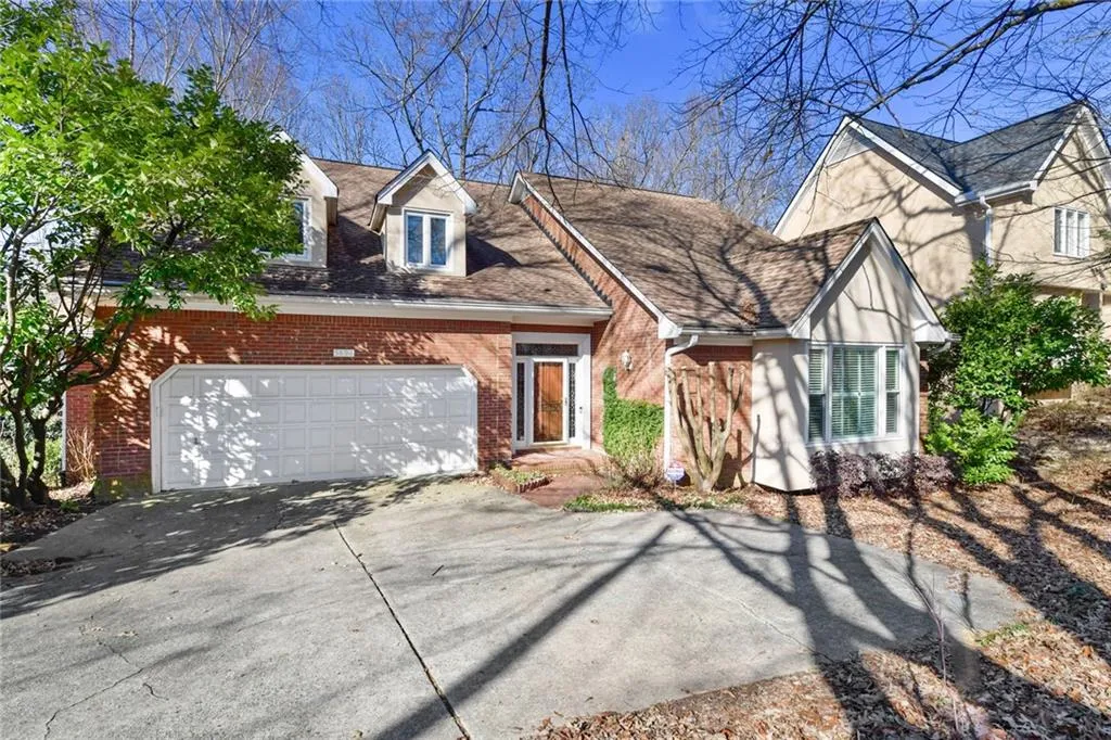 5892 Mitchell Road, Sandy Springs, Georgia 30328, 4 Bedrooms Bedrooms, ,3 BathroomsBathrooms,Residential,Sold,5892 Mitchell Road,6834035