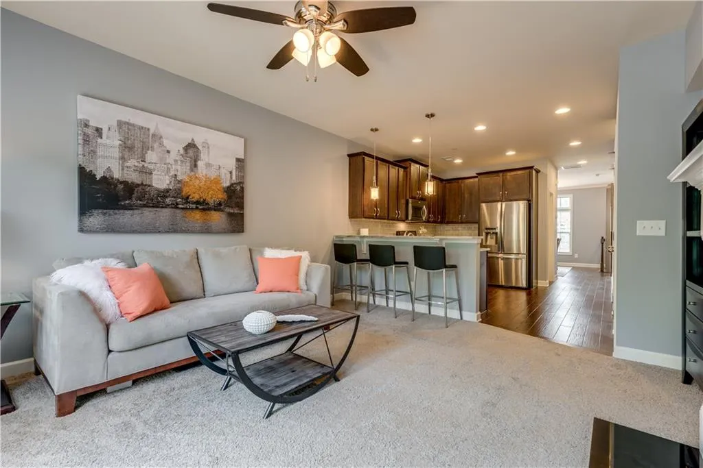 7435 Highland Bluff, Sandy Springs, Georgia 30328, 3 Bedrooms Bedrooms, ,3 BathroomsBathrooms,Residential,Sold,7435 Highland Bluff,5865839