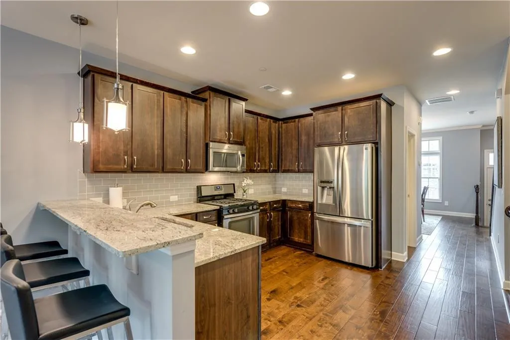 7435 Highland Bluff, Sandy Springs, Georgia 30328, 3 Bedrooms Bedrooms, ,3 BathroomsBathrooms,Residential,Sold,7435 Highland Bluff,5865839