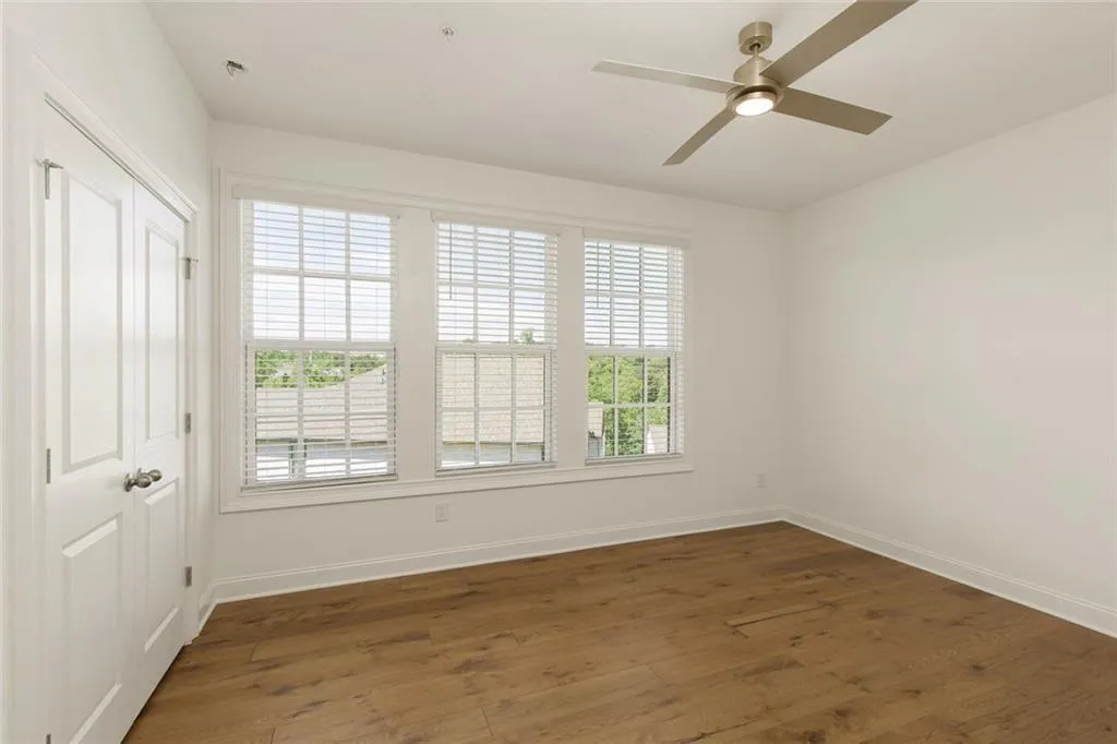 6790 Encore Boulevard, Sandy Springs, Georgia 30328, 3 Bedrooms Bedrooms, ,4 BathroomsBathrooms,Residential,For Sale,6790 Encore Boulevard,7575681