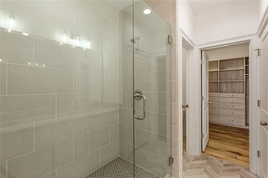 6790 Encore Boulevard, Sandy Springs, Georgia 30328, 3 Bedrooms Bedrooms, ,4 BathroomsBathrooms,Residential,For Sale,6790 Encore Boulevard,7575681