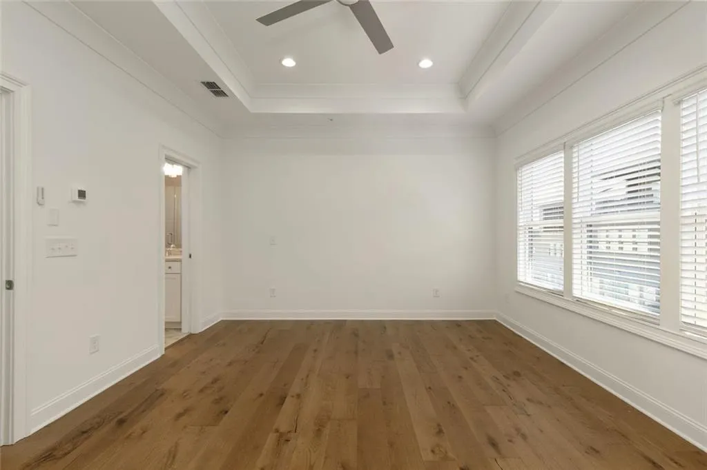 6790 Encore Boulevard, Sandy Springs, Georgia 30328, 3 Bedrooms Bedrooms, ,4 BathroomsBathrooms,Residential,For Sale,6790 Encore Boulevard,7575681