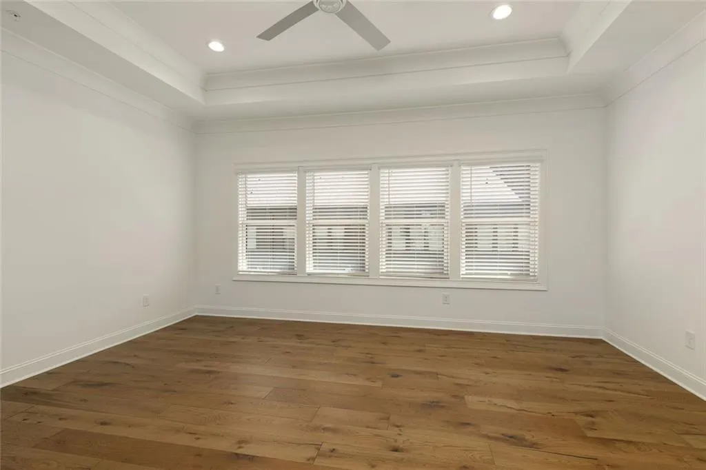 6790 Encore Boulevard, Sandy Springs, Georgia 30328, 3 Bedrooms Bedrooms, ,4 BathroomsBathrooms,Residential,For Sale,6790 Encore Boulevard,7575681