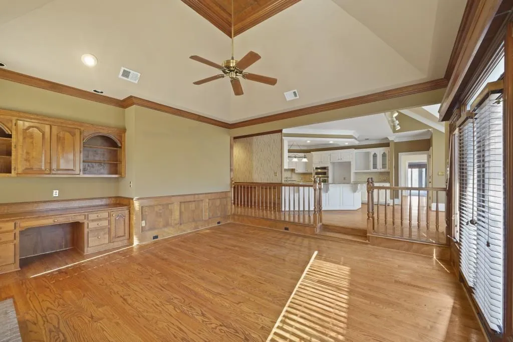 325 Yellowroot Lane, Sandy Springs, Georgia 30350, 5 Bedrooms Bedrooms, ,4 BathroomsBathrooms,Residential,Sold,325 Yellowroot Lane,7506921