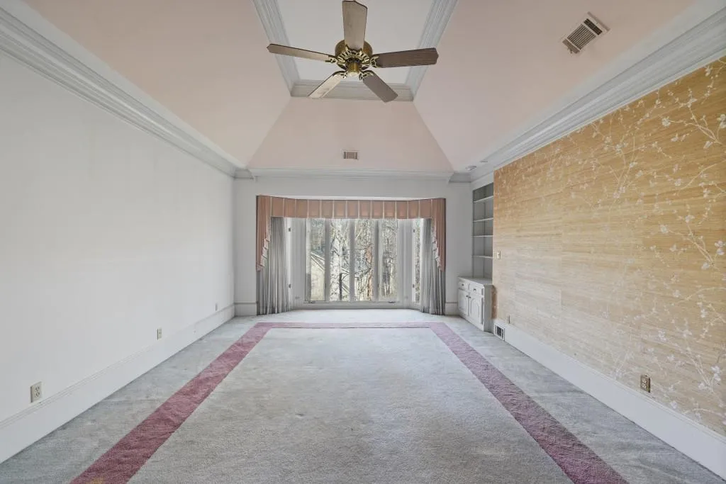 325 Yellowroot Lane, Sandy Springs, Georgia 30350, 5 Bedrooms Bedrooms, ,4 BathroomsBathrooms,Residential,Sold,325 Yellowroot Lane,7506921