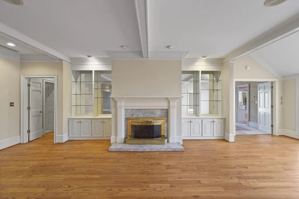 325 Yellowroot Lane, Sandy Springs, Georgia 30350, 5 Bedrooms Bedrooms, ,4 BathroomsBathrooms,Residential,Sold,325 Yellowroot Lane,7506921