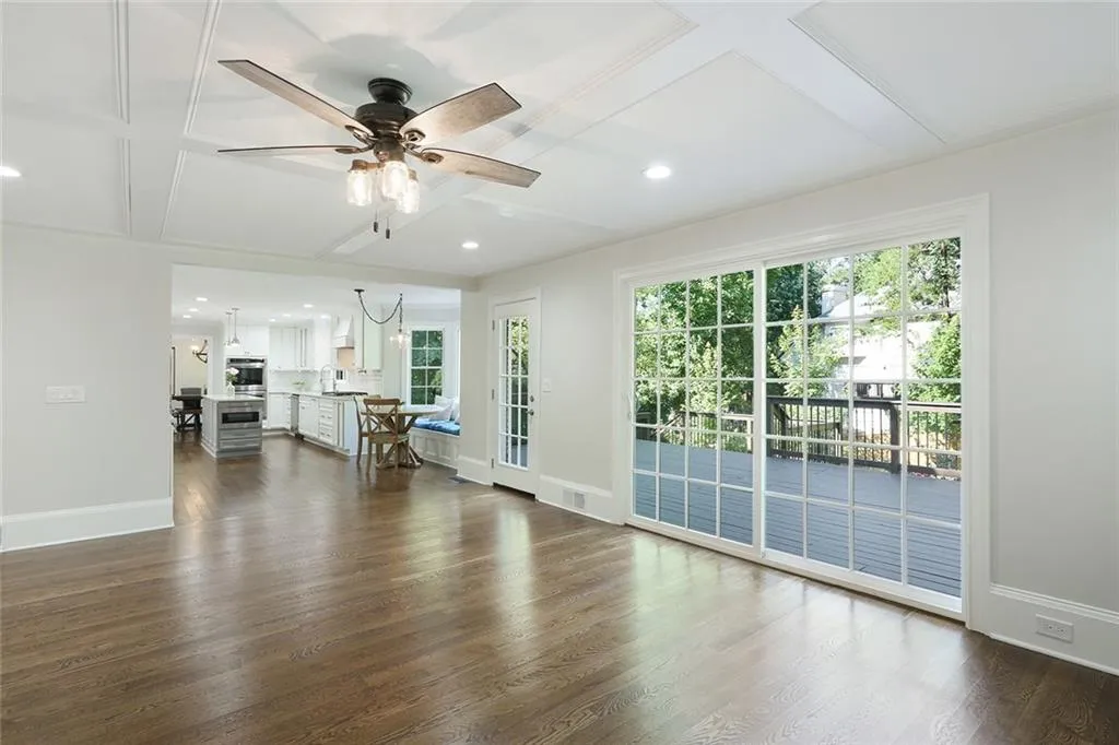 7580 Hunters Woods Drive, Sandy Springs, Georgia 30350, 5 Bedrooms Bedrooms, ,4 BathroomsBathrooms,Residential,Sold,7580 Hunters Woods Drive,6034655