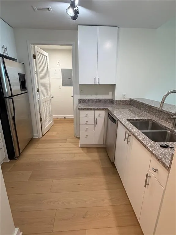 3338 Peachtree Road Ne Unit 1106, Atlanta, Georgia 30326, 1 Bedroom Bedrooms, 0 ,1 BathroomBathrooms,Residential,For Sale,3338 Peachtree Road Ne Unit 1106,7811748