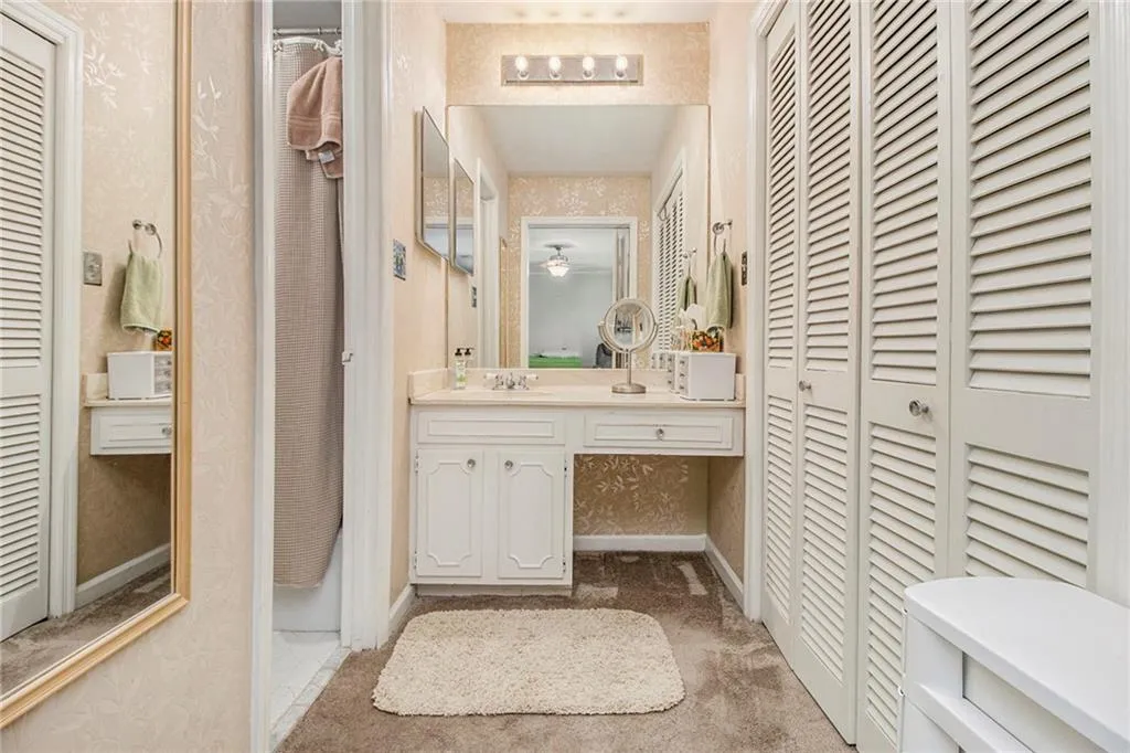 11 Forrest Place, Atlanta, Georgia 30328, 3 Bedrooms Bedrooms, ,3 BathroomsBathrooms,Residential,For Sale,11 Forrest Place,7565207