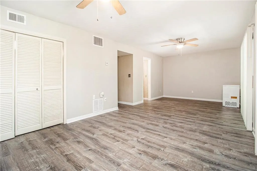 11 Forrest Place, Atlanta, Georgia 30328, 3 Bedrooms Bedrooms, ,3 BathroomsBathrooms,Residential,For Sale,11 Forrest Place,7565207