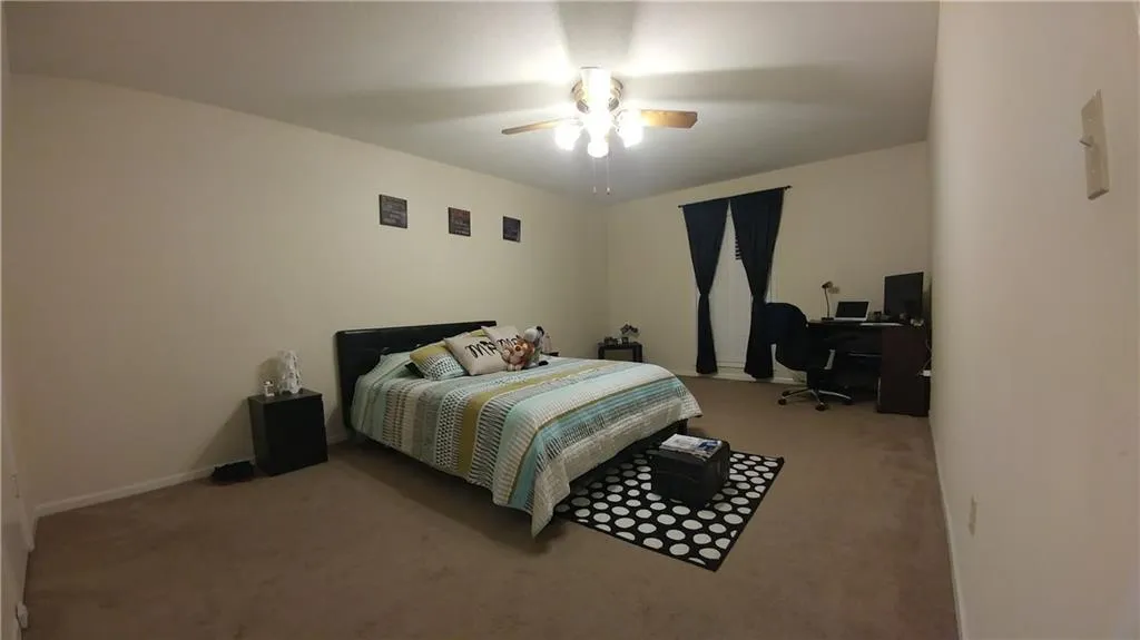 6851 Roswell Road Unit I-6, Sandy Springs, Georgia 30328, 3 Bedrooms Bedrooms, ,2 BathroomsBathrooms,Residential,Sold,6851 Roswell Road Unit I-6,5795633