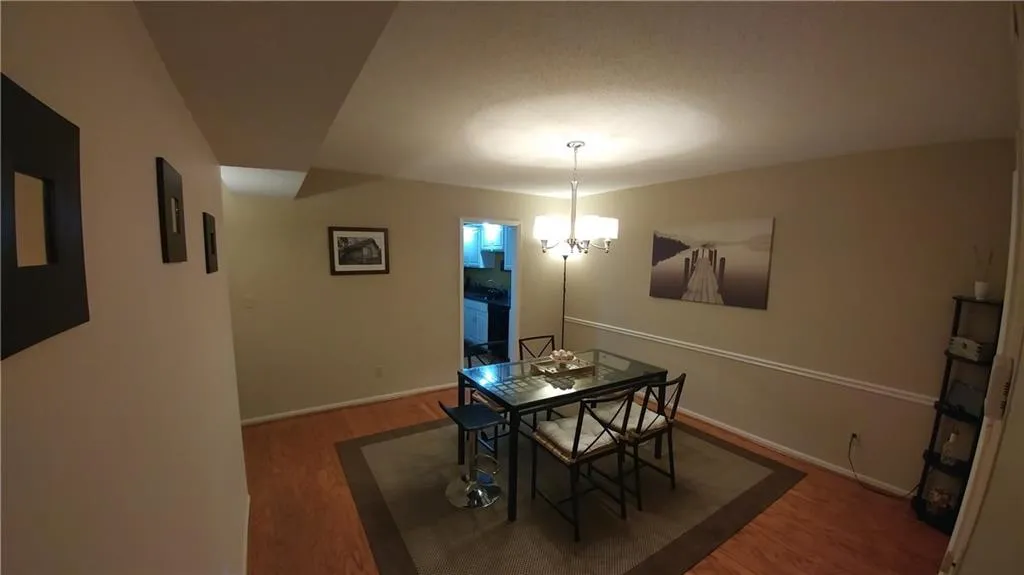 6851 Roswell Road Unit I-6, Sandy Springs, Georgia 30328, 3 Bedrooms Bedrooms, ,2 BathroomsBathrooms,Residential,Sold,6851 Roswell Road Unit I-6,5795633