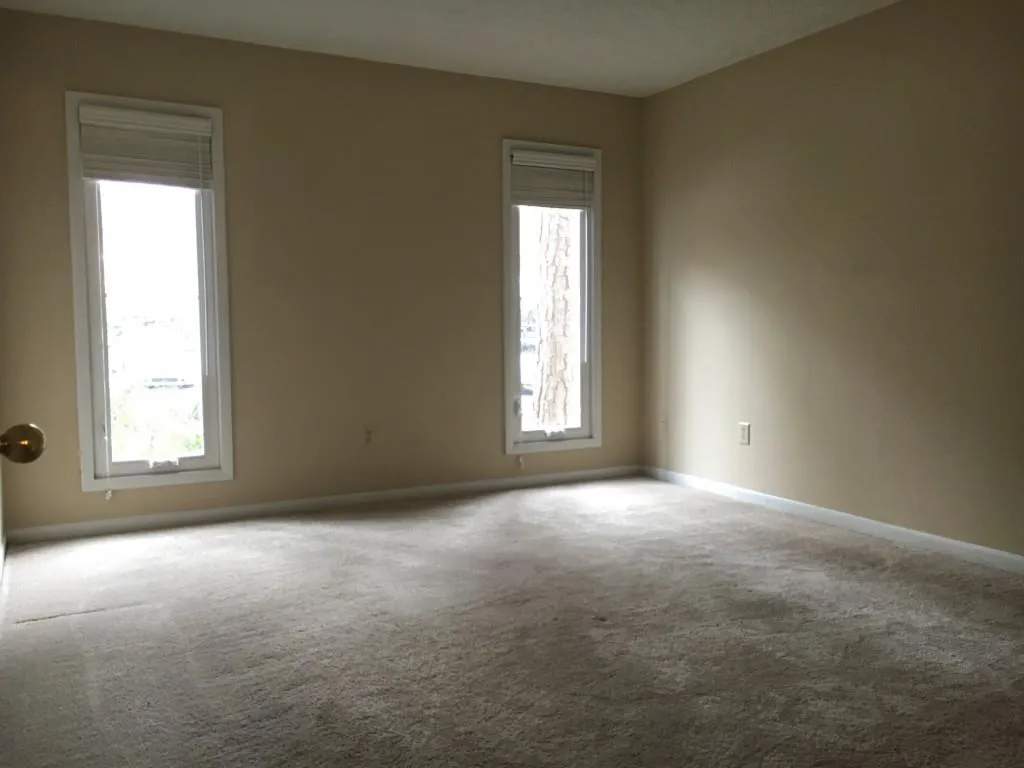 5143 Roswell Road Unit 3, Atlanta, Georgia 30342, 2 Bedrooms Bedrooms, ,1 BathroomBathrooms,Residential,Sold,5143 Roswell Road Unit 3,5818359