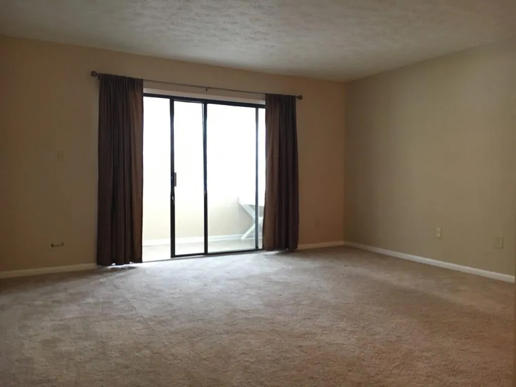 5143 Roswell Road Unit 3, Atlanta, Georgia 30342, 2 Bedrooms Bedrooms, ,1 BathroomBathrooms,Residential,Sold,5143 Roswell Road Unit 3,5818359