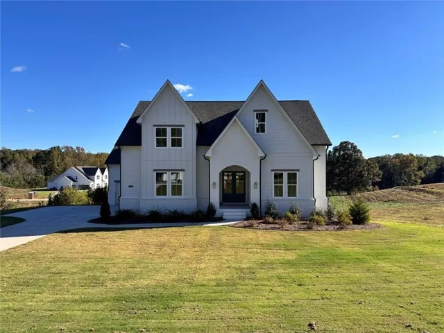 8420 Creekside Overlook Drive, Gainesville, Georgia 30506