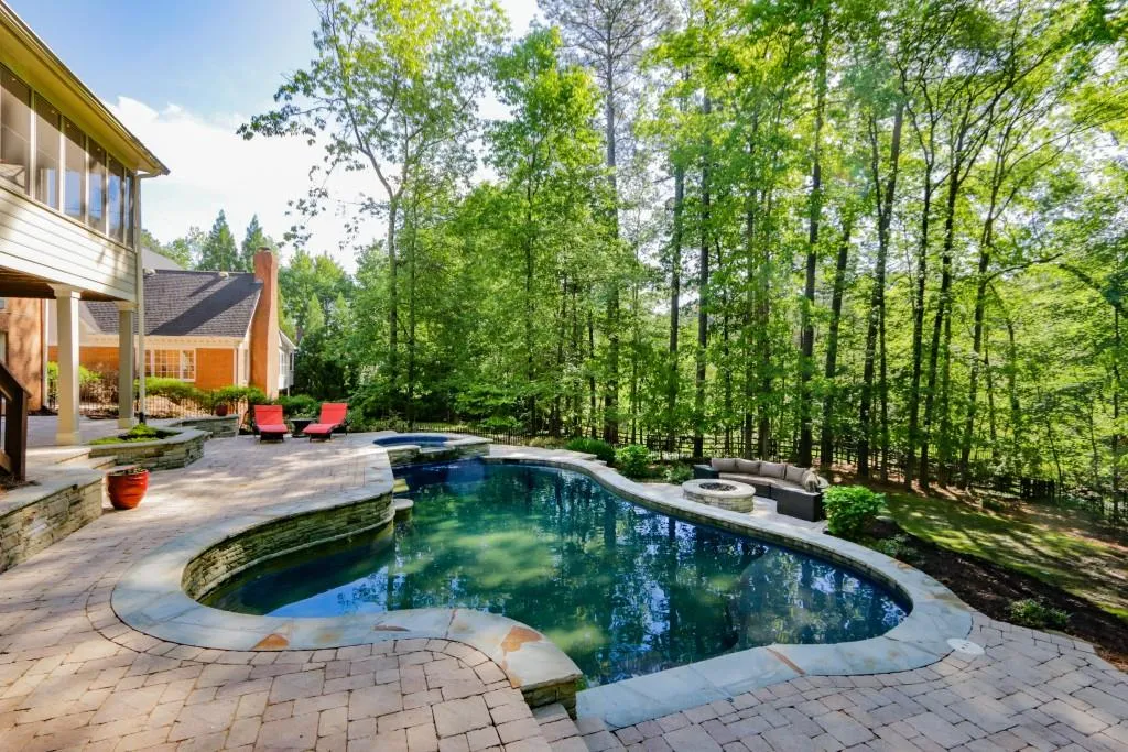 1805 Redbourne Drive, Sandy Springs, Georgia 30350, 5 Bedrooms Bedrooms, ,4 BathroomsBathrooms,Residential,Sold,1805 Redbourne Drive,6541920