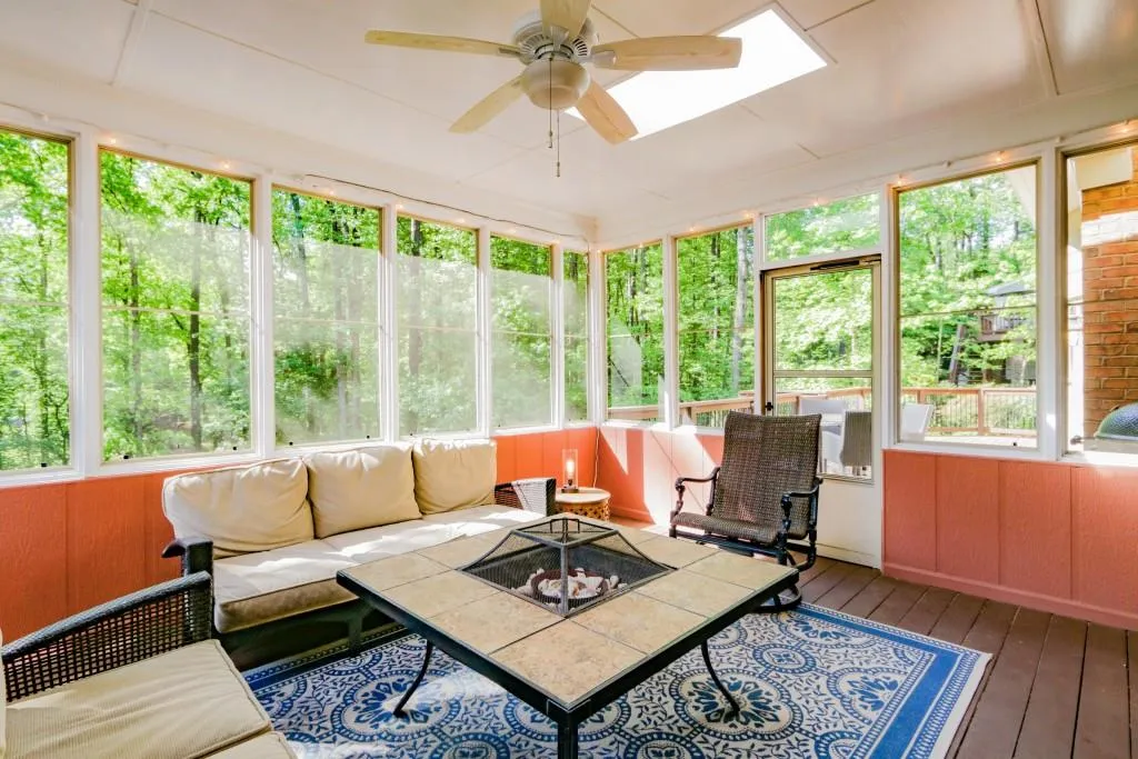 1805 Redbourne Drive, Sandy Springs, Georgia 30350, 5 Bedrooms Bedrooms, ,4 BathroomsBathrooms,Residential,Sold,1805 Redbourne Drive,6541920