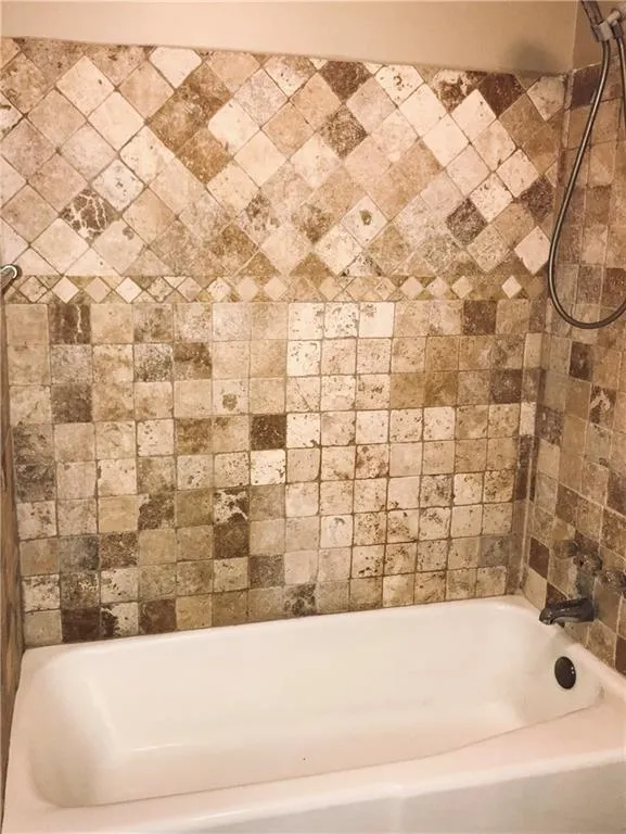 6520 Roswell Road Unit 56, Atlanta, Georgia 30328, 2 Bedrooms Bedrooms, ,2 BathroomsBathrooms,Residential,Sold,6520 Roswell Road Unit 56,6097938