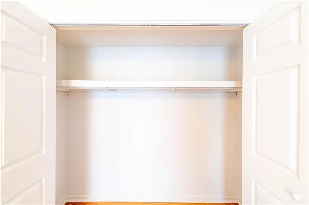 6851 Roswell Road Unit E-3, Sandy Springs, Georgia 30328, 3 Bedrooms Bedrooms, ,2 BathroomsBathrooms,Residential,Sold,6851 Roswell Road Unit E-3,6797448