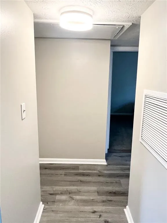 6700 Roswell Road Unit 32c, Atlanta, Georgia 30328, 2 Bedrooms Bedrooms, ,2 BathroomsBathrooms,Residential,Sold,6700 Roswell Road Unit 32c,7251191