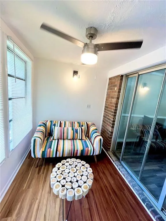 6700 Roswell Road Unit 32c, Atlanta, Georgia 30328, 2 Bedrooms Bedrooms, ,2 BathroomsBathrooms,Residential,Sold,6700 Roswell Road Unit 32c,7251191