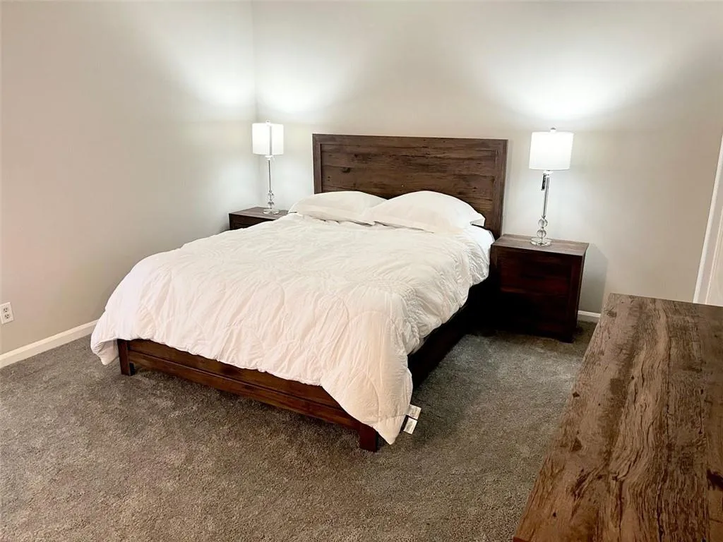 6700 Roswell Road Unit 32c, Atlanta, Georgia 30328, 2 Bedrooms Bedrooms, ,2 BathroomsBathrooms,Residential,Sold,6700 Roswell Road Unit 32c,7251191